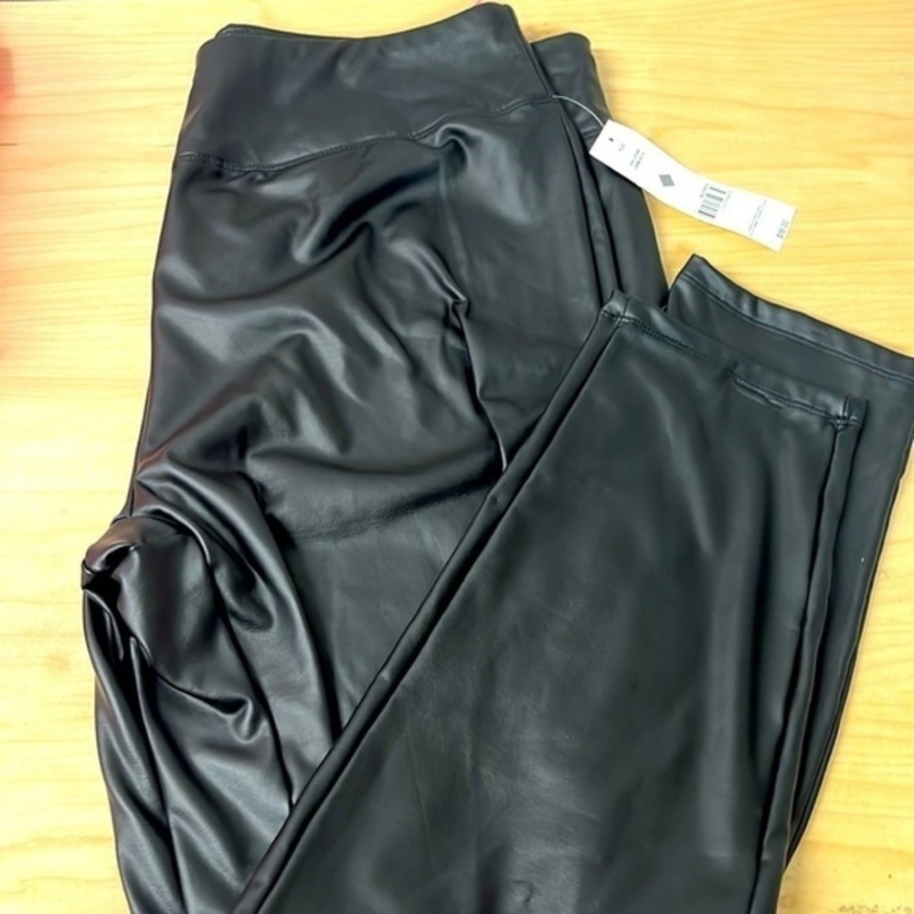 NWT Black faux leather plus leggings size 3X